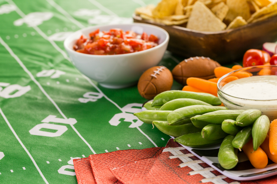 These 7 budget friendly tips are all you need to Host a Homegating Party that will make your next party a success.