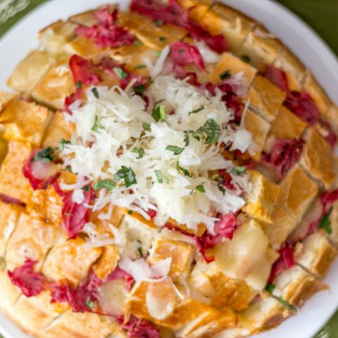 Stuffed Reuben Pull-Apart Bread