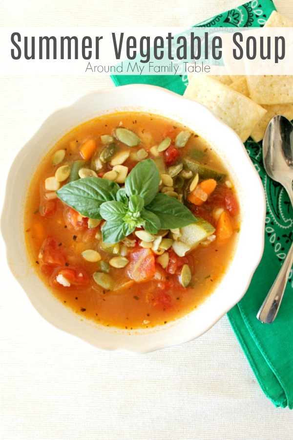 Bowl of soup with crackers