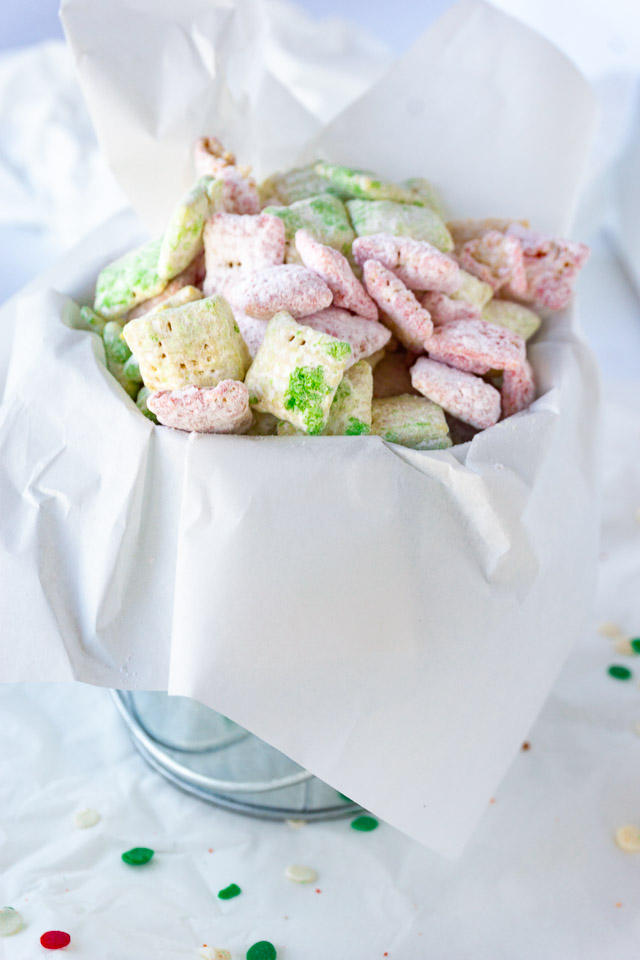 bowl of red and green muddy buddies