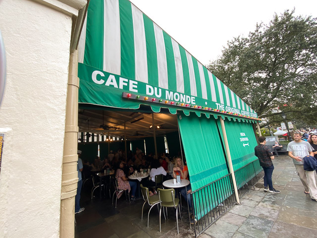 Cafe du Monde in New Orleans