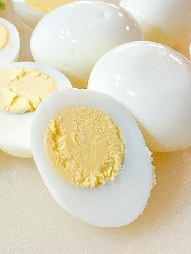 hard boiled eggs