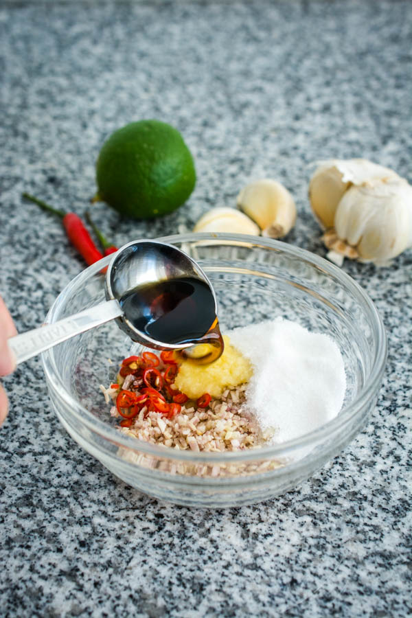 thai beef salad sauce ingredients