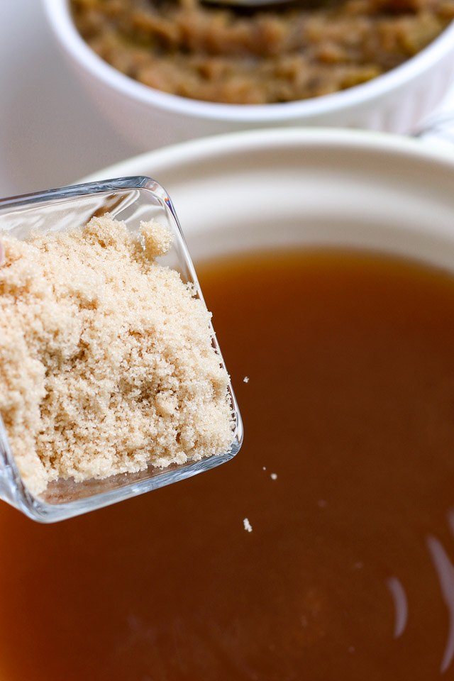 adding brown sugar to apple cider